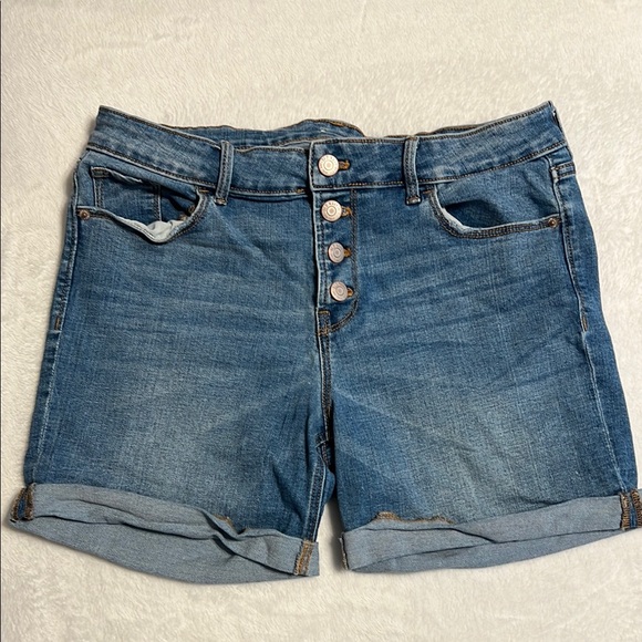 Old Navy Pants - Old Navy Blue Jean Shorts with Vintage Fade
